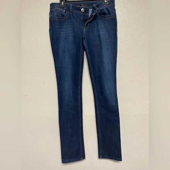 Lindsey DL1961 jeans - Picture 2 of 7
